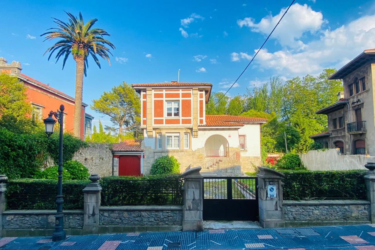 Villa Casa Vacacional Galiana Avilés Exterior foto